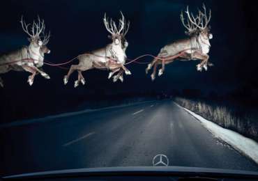 Mercedes-Benz: Reindeer in Headlights